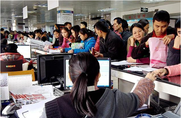 沈阳公积金离职封存后还可以提取出来吗？需要收费吗？